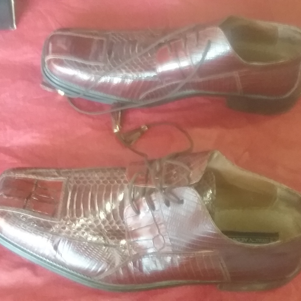 Stacy Adams Brown or Black  Snakeskin Oxfords